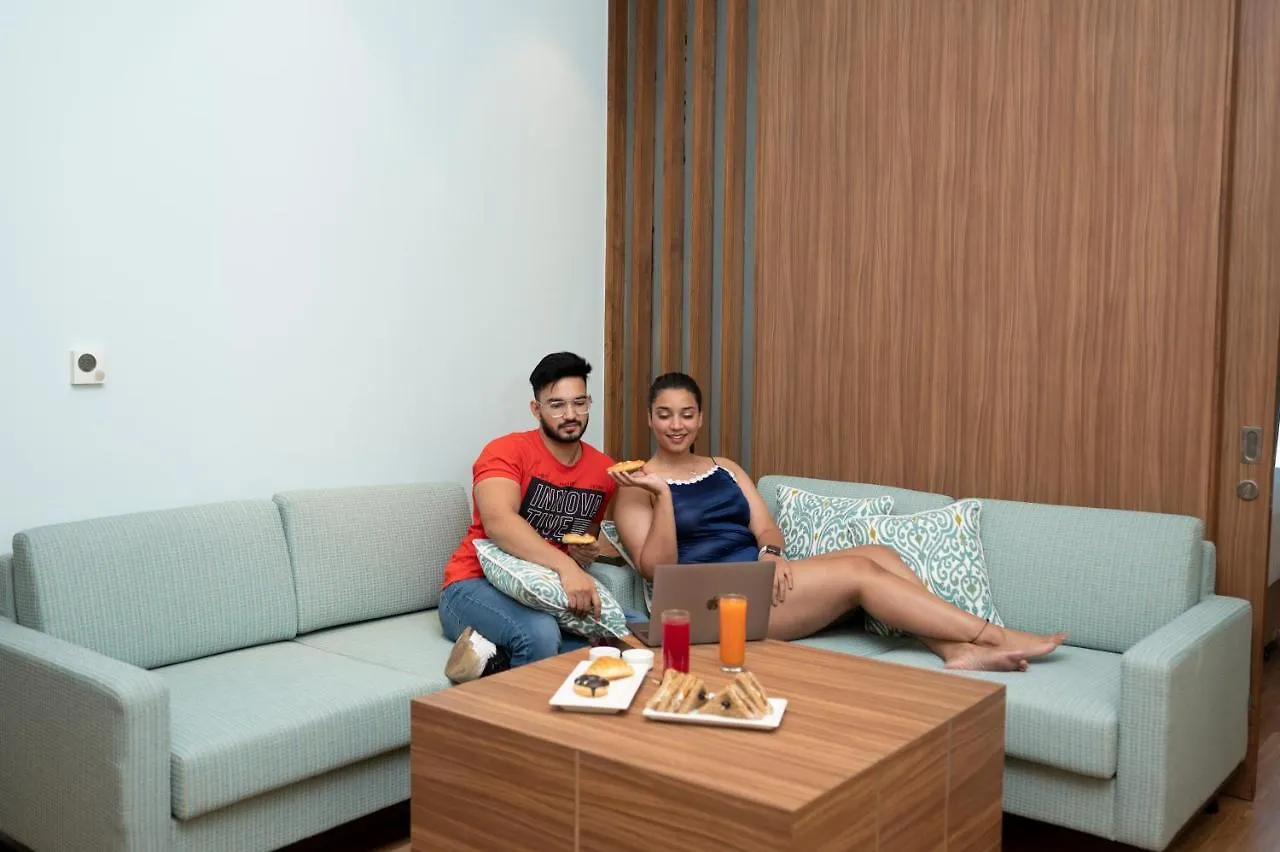 Hotel Fairfield By Marriott Agra Indie